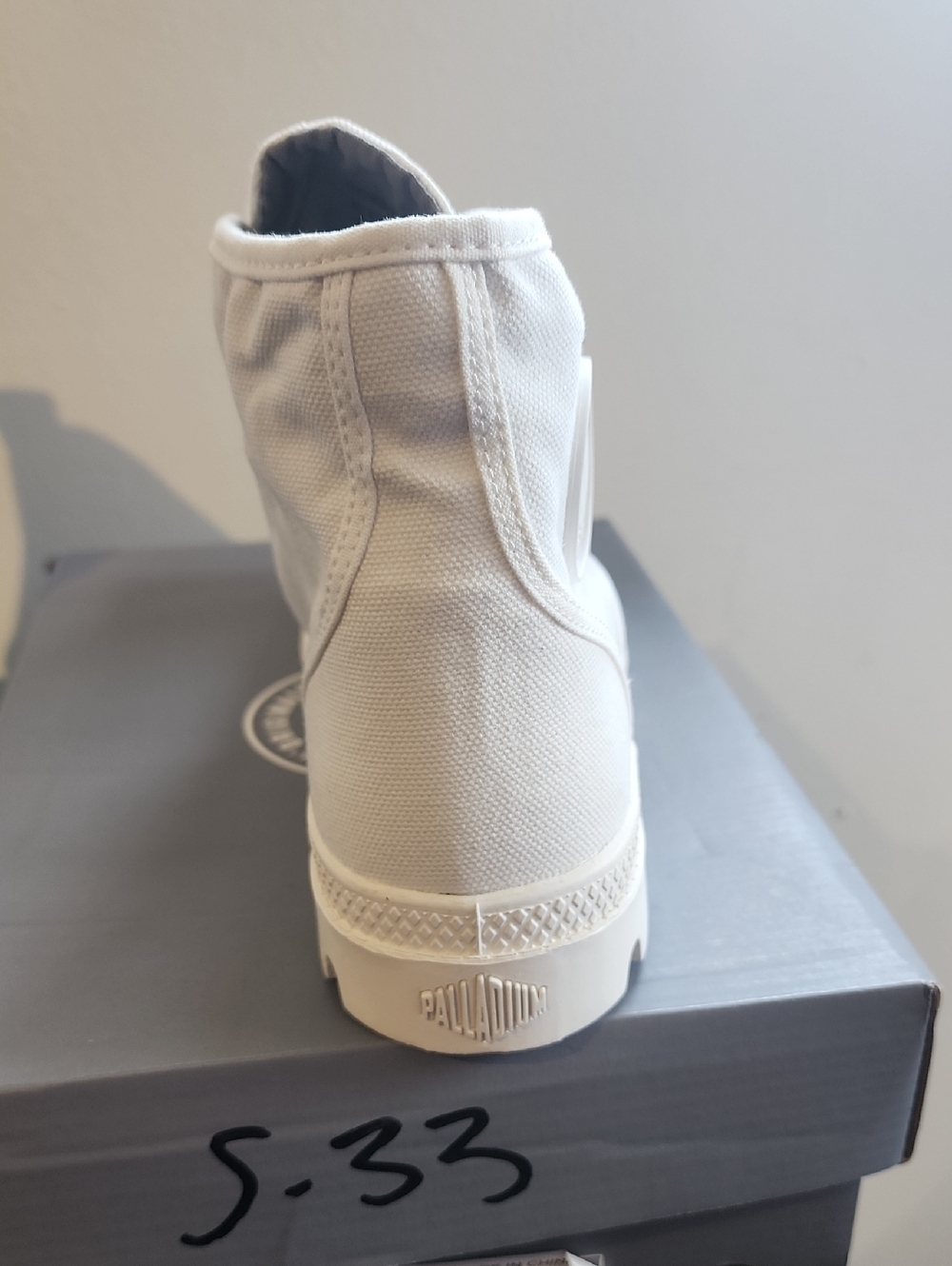 PALLADIUM PAMPA HI WOMENS Star White Lace Up Boots Size 9 New In Box! - Picture 3 of 6